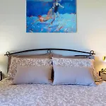 Anastasia Oda ve Kahvaltı