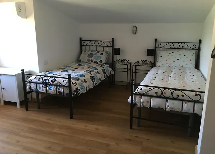 Frühstückspension Anastasia 4*
